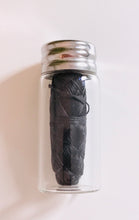 Charger l&#39;image dans la galerie, Soie dentaire au charbon actif de bambou
