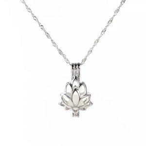 Leuchtende Halskette „Lotusblume“