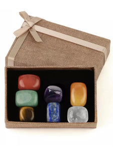 Les 7 chakras principaux - 7 pierres de guérison dans la boîte